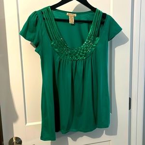 One Clothing, Large, Green with neck detail